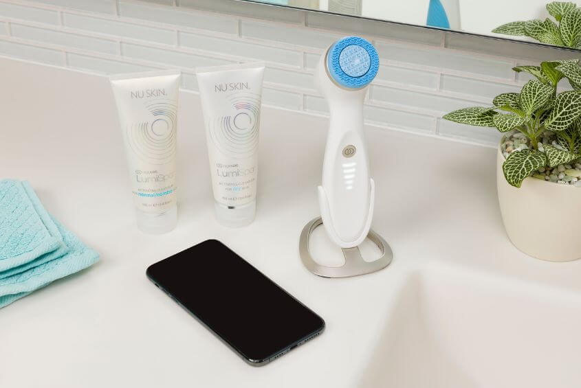 AgeLOC LumiSpa iO: su dispositivo inteligente img